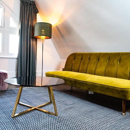 Nitehouse Daire Reading Dış mekan fotoğraf